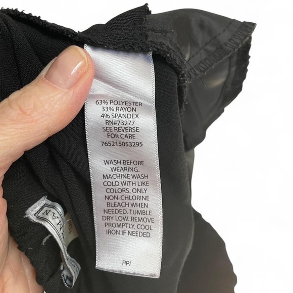 Dana Buchman I 10 - Picture 3 of 7